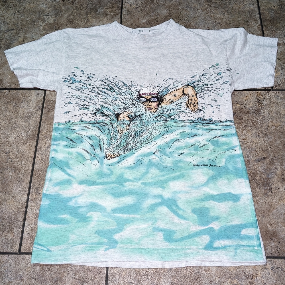 Northern Getaway Vintage Single Stitch Men's Small-Ladies Medium Swimming Tee